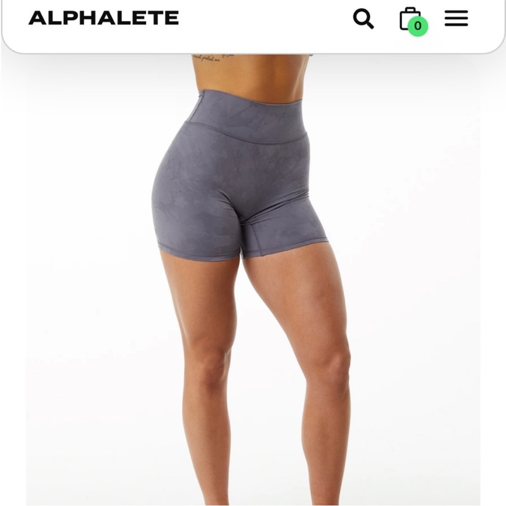 Alphalete alphalux wonder shorts 6” M misty lilac
